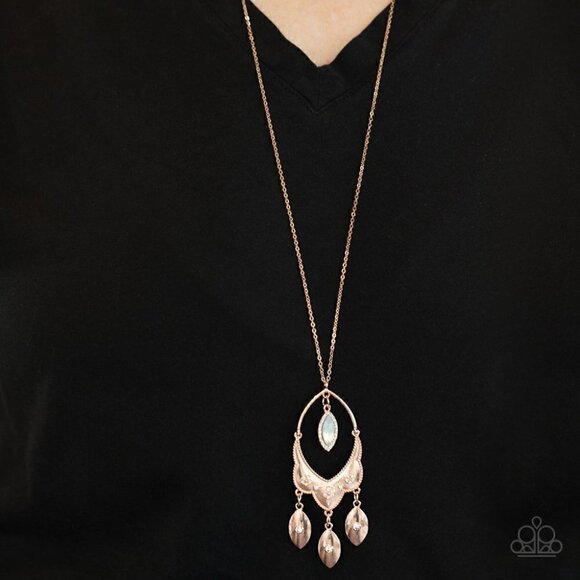 paparazzi Jewelry - 𝅺Iridescence Necklace